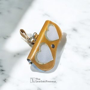 Aida Glasses Sleeve Pattern